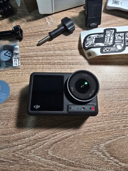 Cámara DJI Osmo Action 4 Standard Combo – Caja Abierta