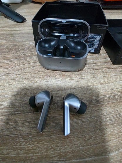 Samsung Galaxy Buds3 Pro Graphite – Usados