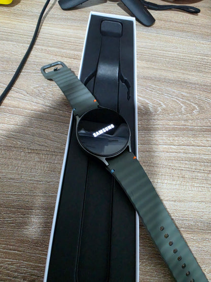 Samsung Galaxy Watch7 44 mm Bluetooth/Wi-Fi/GPS Verde (SM-L310) - Usado