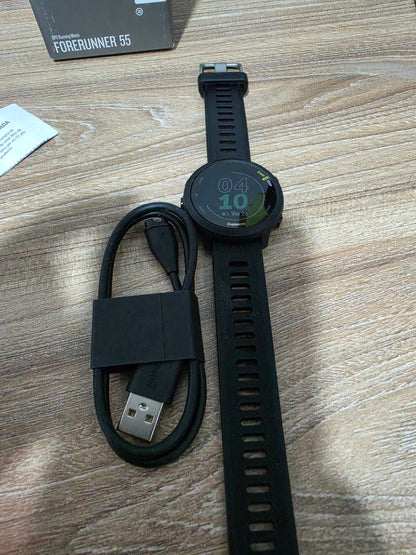 Reloj Garmin Forerunner 55 GPS Negro con Cargador – Caja Maltratada