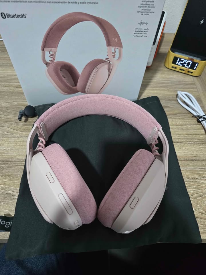 Audífonos Inalámbricos Logitech Zone Vibe 100 Bluetooth 5.2  Rosa - Caja abierta
