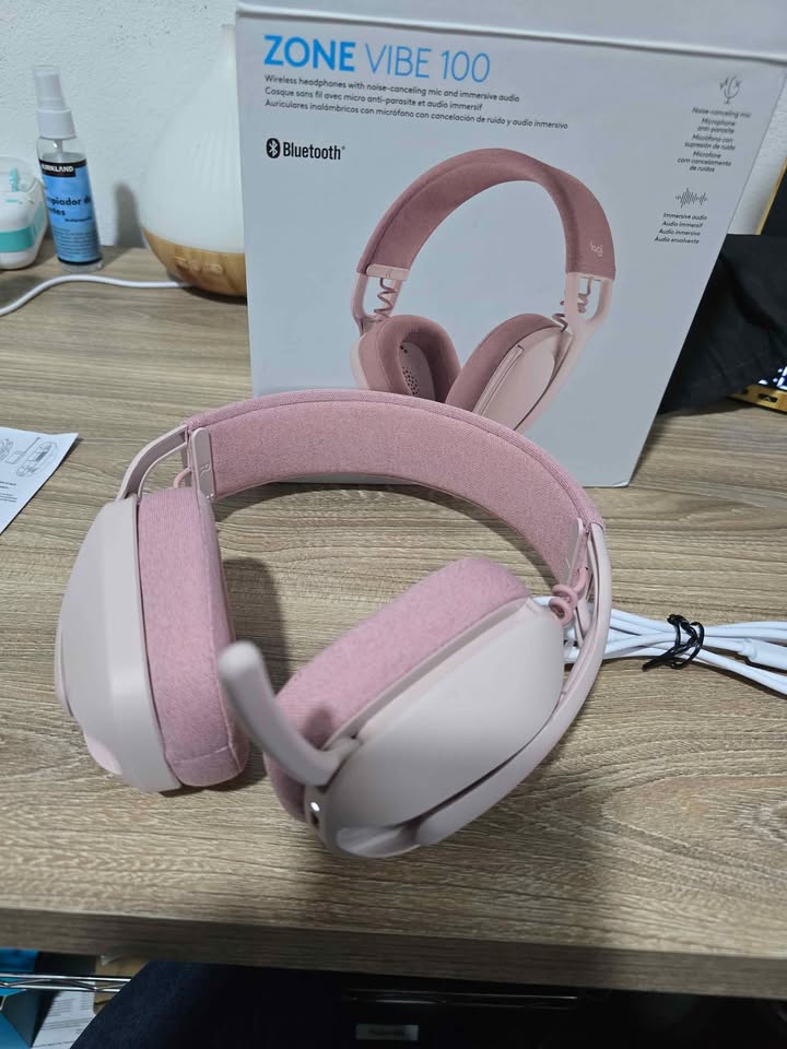 Audífonos Inalámbricos Logitech Zone Vibe 100 Bluetooth 5.2  Rosa - Caja abierta