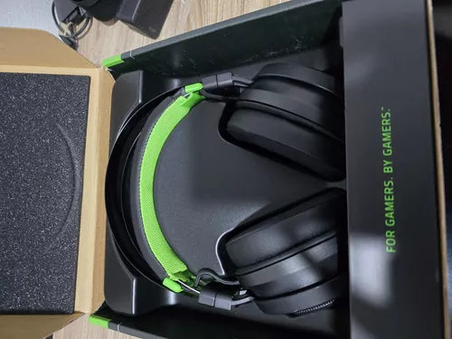 Audífonos Gamer Razer Nari Ultimate Wireless Xbox Negro (Caja abierta)